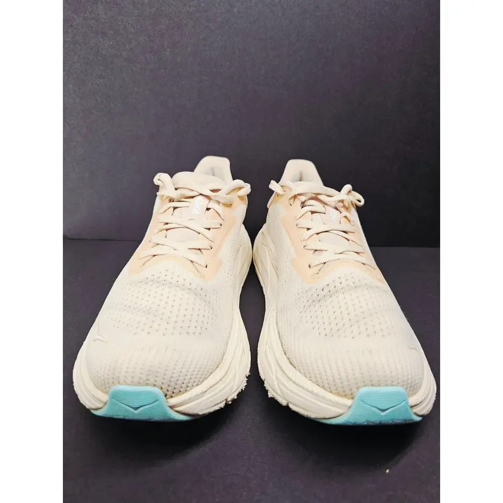 Hoka Women 9.5 Comfy footwear